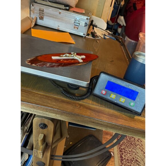 Wooden Crucifix Cross Wall Hanging Jesus On Cross Religious Symbol INRI READ - Picture 9 of 9